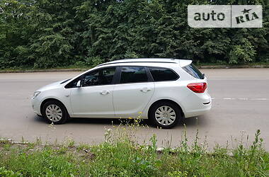 Універсал Opel Astra 2011 в 