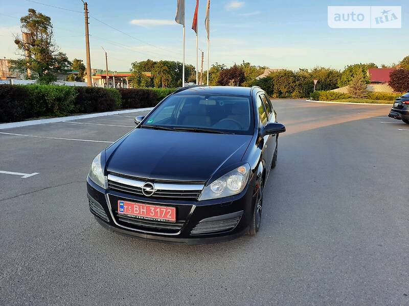 Універсал Opel Astra 2006 в Полтаві