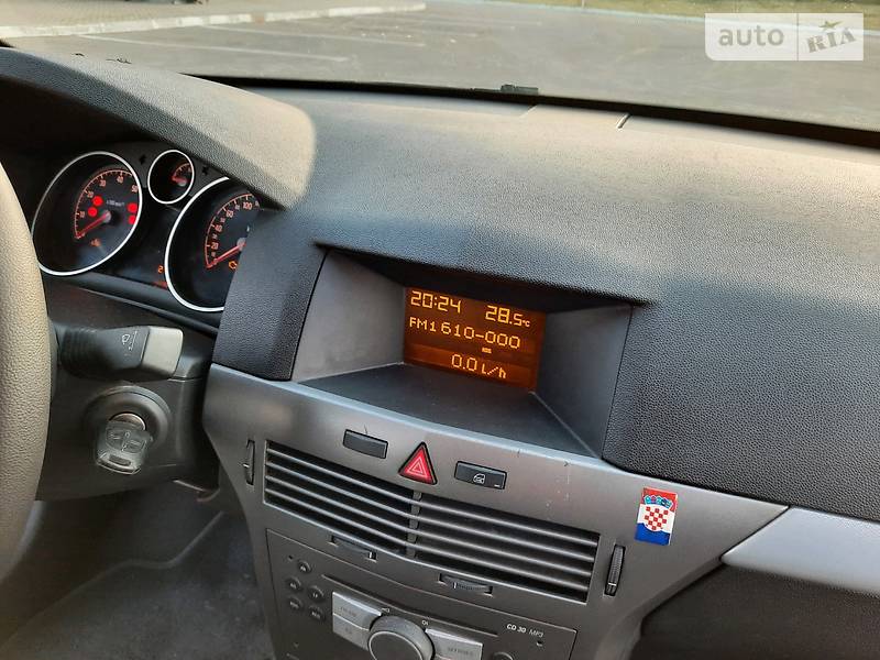Універсал Opel Astra 2006 в Полтаві