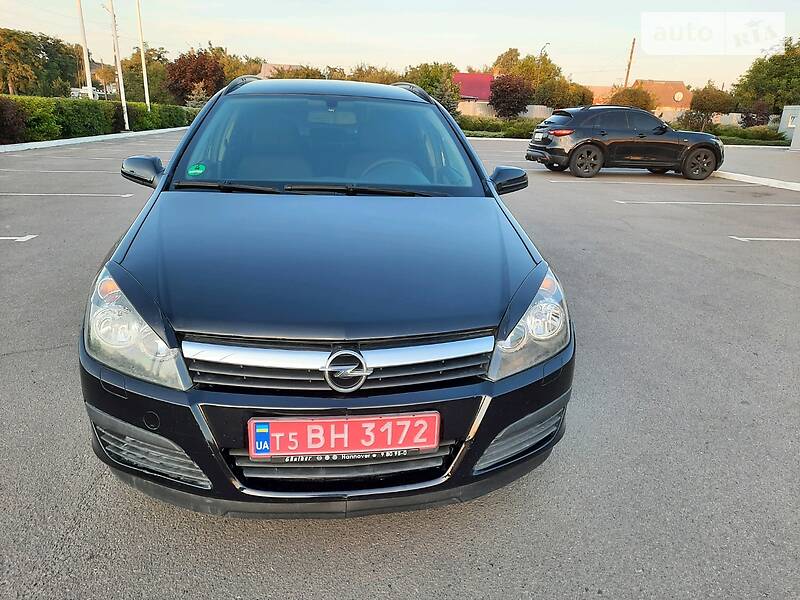 Універсал Opel Astra 2006 в Полтаві