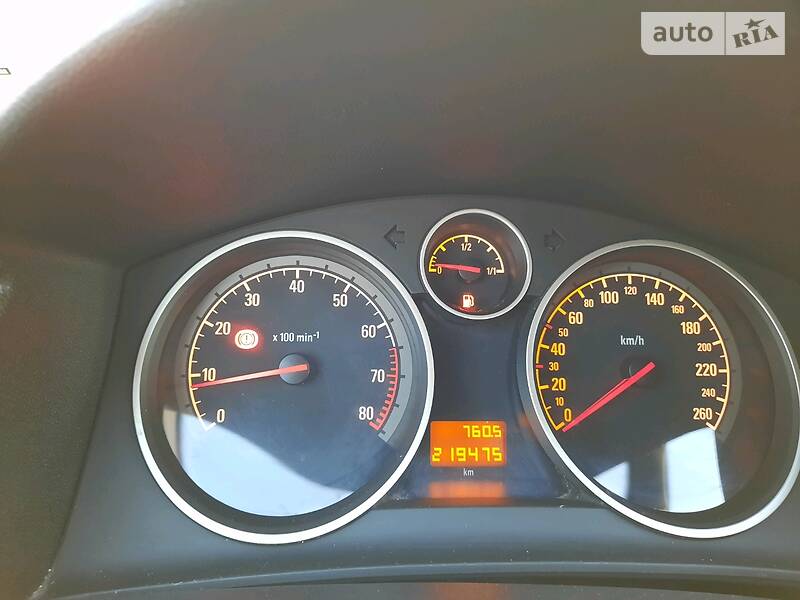 Універсал Opel Astra 2006 в Полтаві