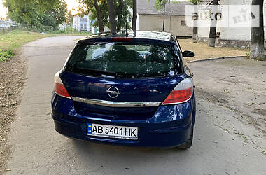 Хэтчбек Opel Astra 2005 в Виннице