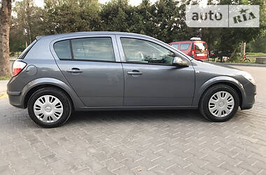 Хэтчбек Opel Astra 2005 в Тернополе