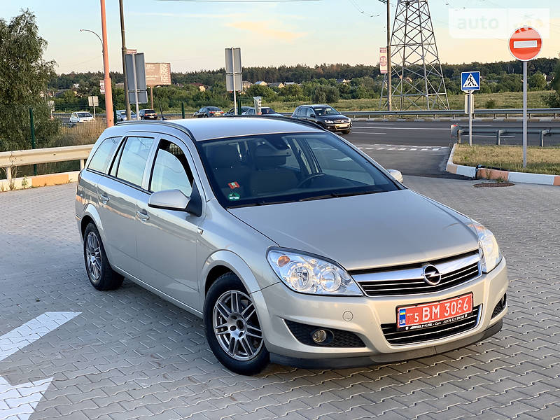Універсал Opel Astra 2009 в 