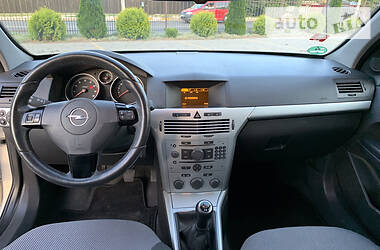 Універсал Opel Astra 2009 в 