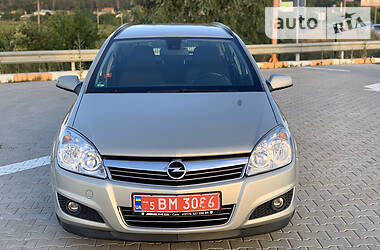 Універсал Opel Astra 2009 в 