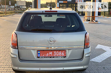Універсал Opel Astra 2009 в 