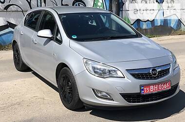 Хетчбек Opel Astra 2010 в Луцьку