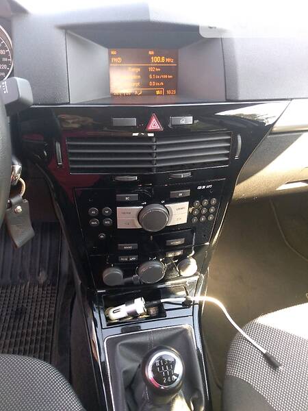 Универсал Opel Astra 2010 в Чернигове фото 4 Универсал Opel Astra 2010 в Чернигове