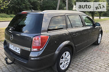 Універсал Opel Astra 2009 в 
