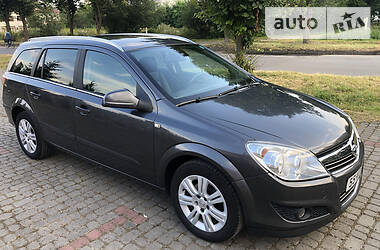 Універсал Opel Astra 2009 в 