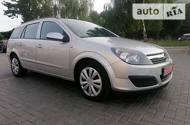 Универсал Opel Astra 2005 в 