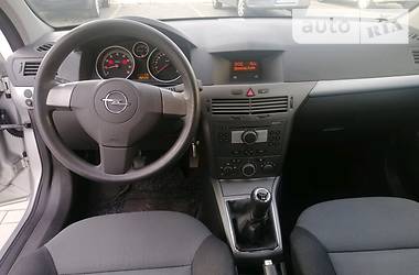Универсал Opel Astra 2005 в 