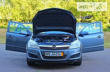 Универсал Opel Astra 2007 в Бершади