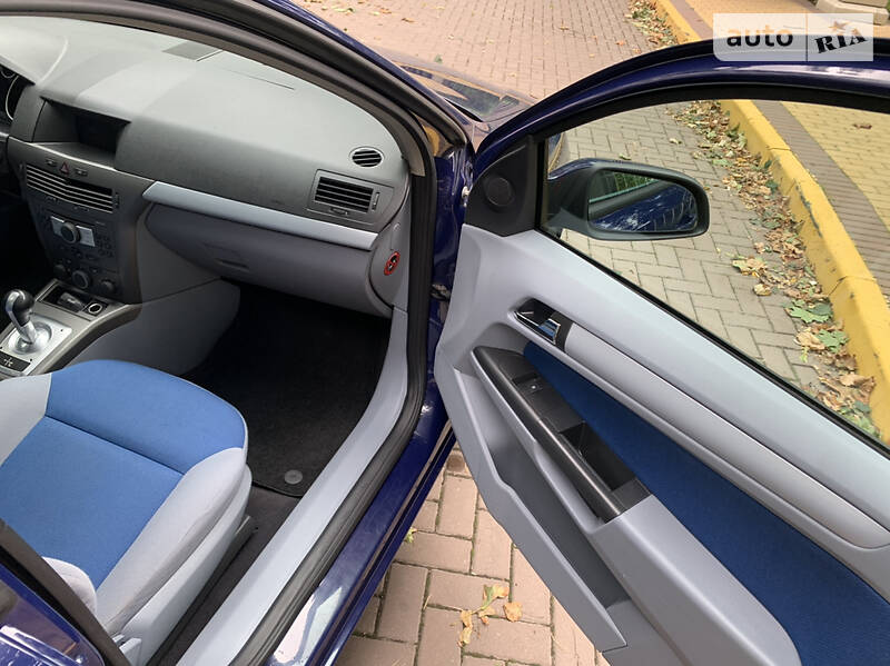Хетчбек Opel Astra 2005 в Києві