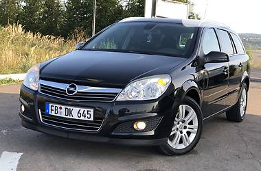 Универсал Opel Astra 2008 в Дрогобыче