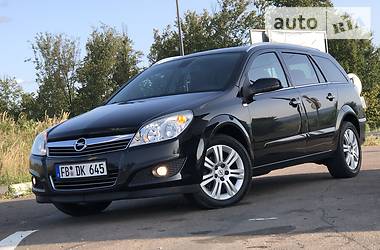 Универсал Opel Astra 2008 в Дрогобыче