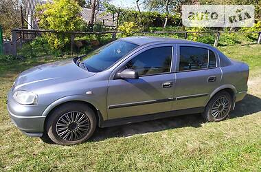 Седан Opel Astra 2006 в Перемышлянах