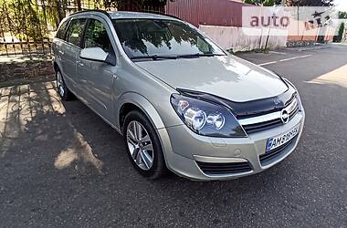 Универсал Opel Astra 2005 в Житомире