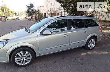 Универсал Opel Astra 2005 в Житомире