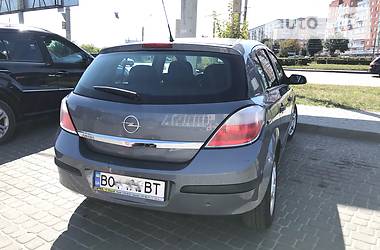 Хэтчбек Opel Astra 2004 в Тернополе