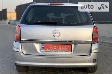 Универсал Opel Astra 2007 в Луцке