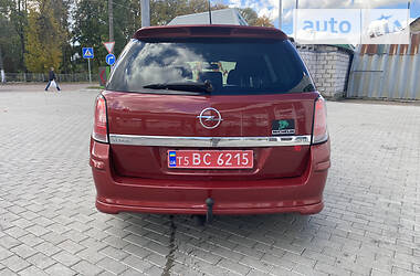 Универсал Opel Astra 2006 в Житомире