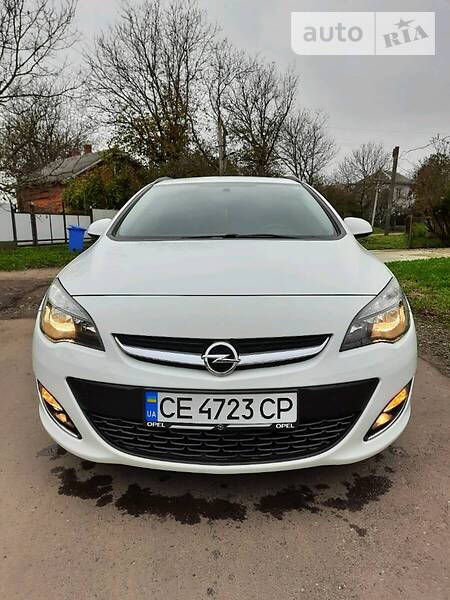 Универсал Opel Astra 2013 в Снятине