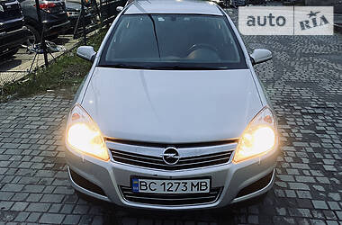 Хэтчбек Opel Astra 2007 в Львове