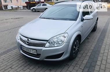 Универсал Opel Astra 2007 в Сарнах