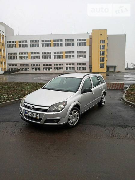 Универсал Opel Astra 2005 в Ровно