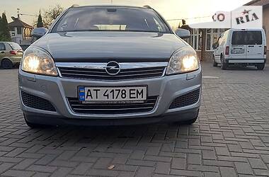 Универсал Opel Astra 2008 в Запорожье