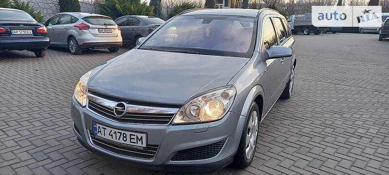 Универсал Opel Astra 2008 в Запорожье