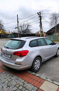 Универсал Opel Astra 2014 в Одессе