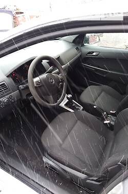 Универсал Opel Astra 2005 в Гусятине