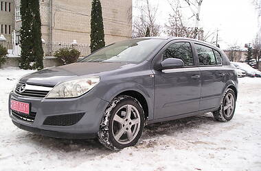 Хэтчбек Opel Astra 2006 в Виннице