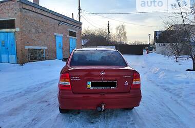 Седан Opel Astra 2007 в Староконстантинове