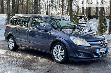 Универсал Opel Astra 2007 в Дрогобыче