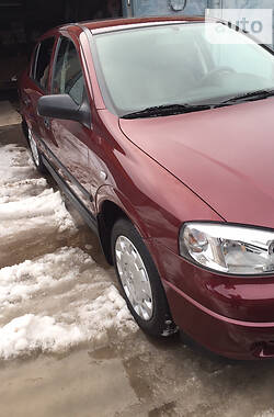 Седан Opel Astra 2006 в Прилуках