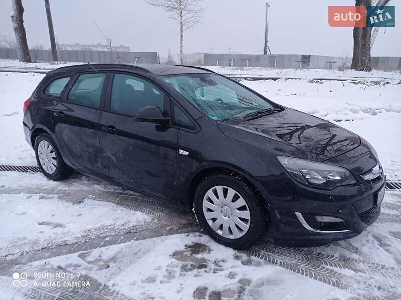 Универсал Opel Astra 2013 в Тернополе