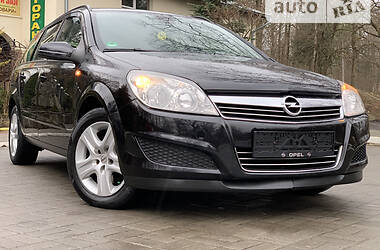 Универсал Opel Astra 2009 в Дрогобыче