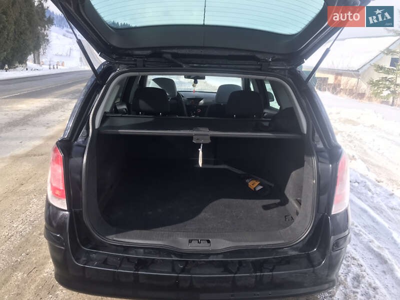 Універсал Opel Astra 2010 в Турці