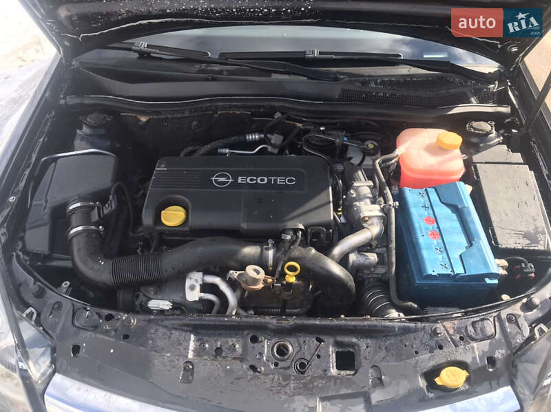 Універсал Opel Astra 2010 в Турці