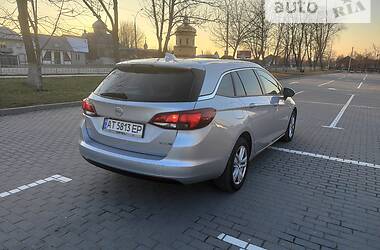 Универсал Opel Astra 2017 в Коломые