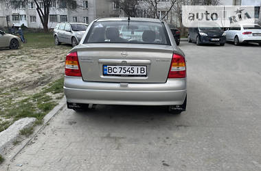 Седан Opel Astra 2007 в Львові