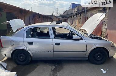 Седан Opel Astra 1998 в Киеве