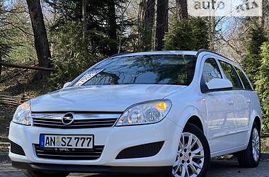 Универсал Opel Astra 2008 в Дрогобыче