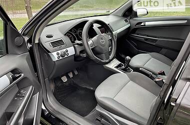 Универсал Opel Astra 2006 в Днепре