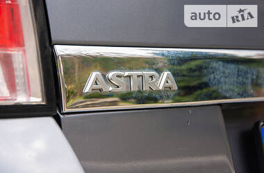 Універсал Opel Astra 2007 в Дрогобичі