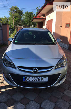 Універсал Opel Astra 2013 в Новому Розділі